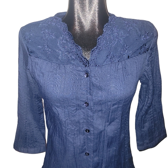 Kim Rogers Petite Blue Button Front Cropped Sleeve Blouse - Picture 2 of 7